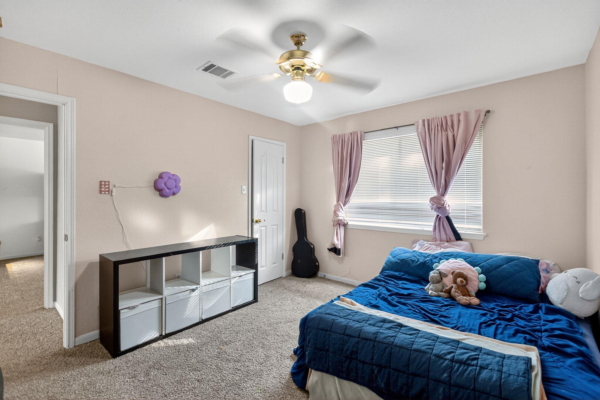 106 Reinhardt Ct, Georgetown, TX 78626