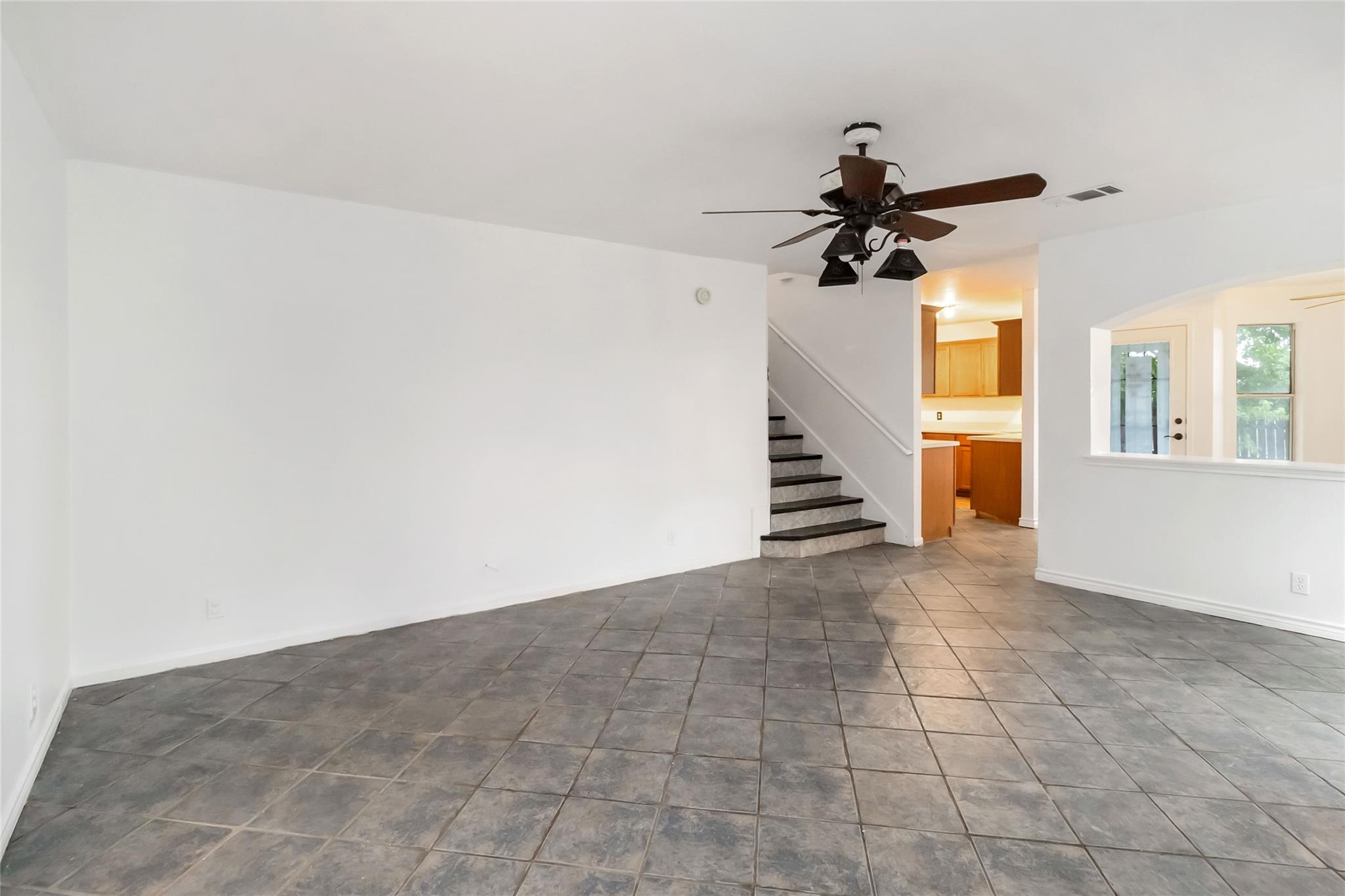 210 Briarstone Dr, Buda, TX 78610