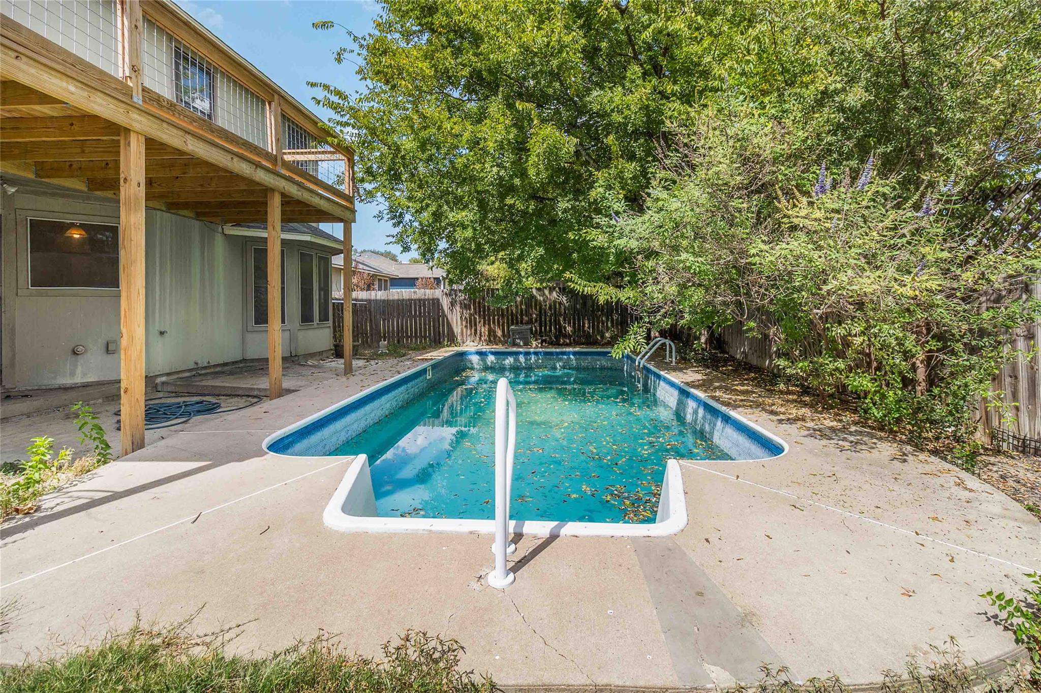 210 Briarstone Dr, Buda, TX 78610