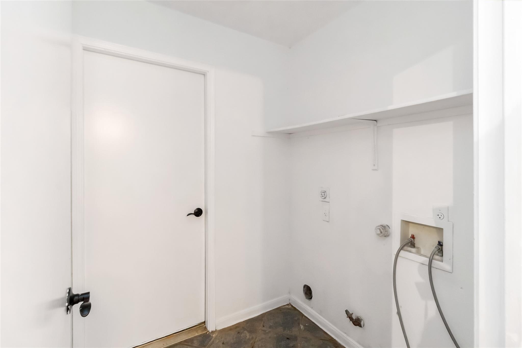 210 Briarstone Dr, Buda, TX 78610