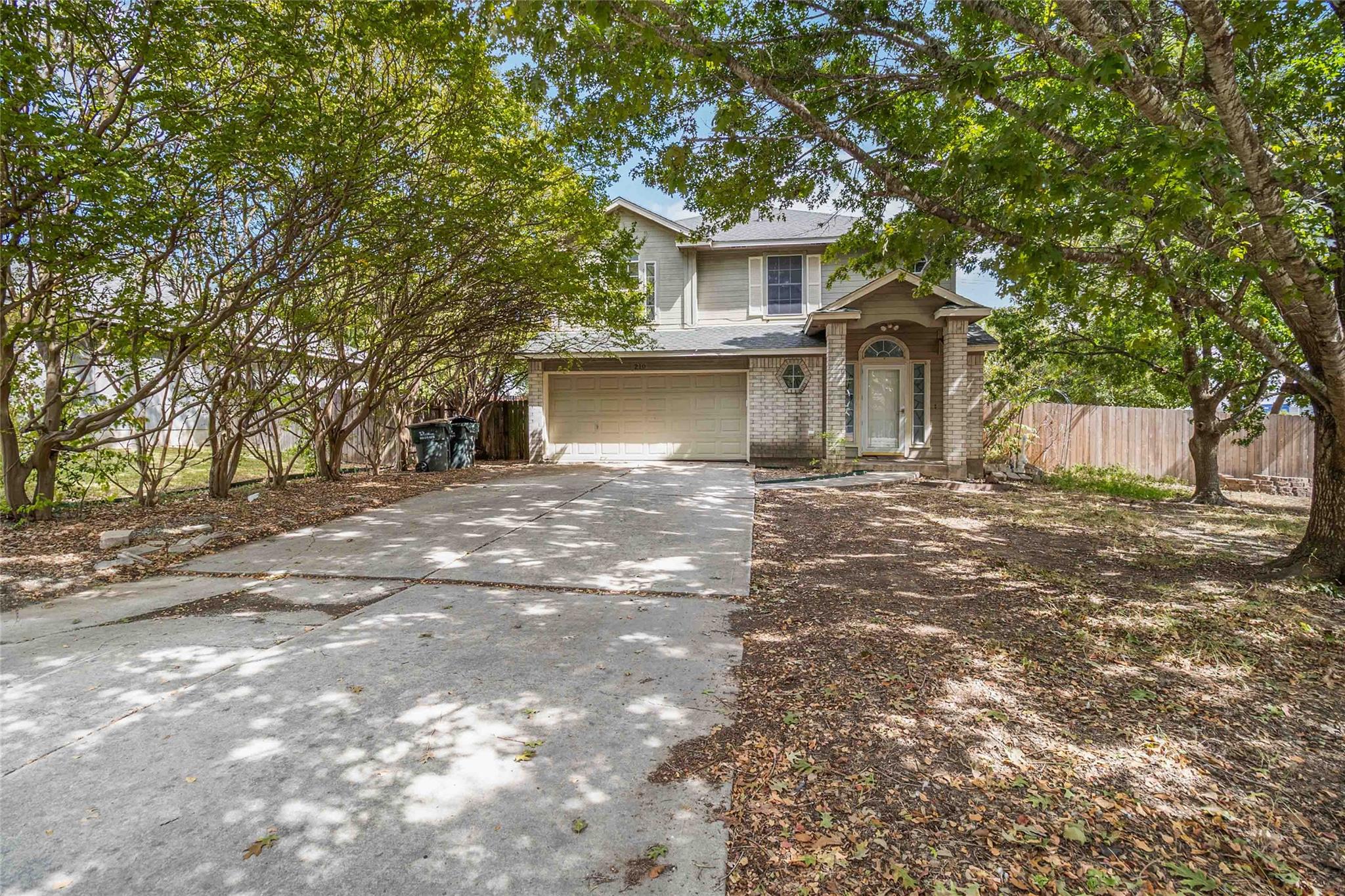 210 Briarstone Dr, Buda, TX 78610