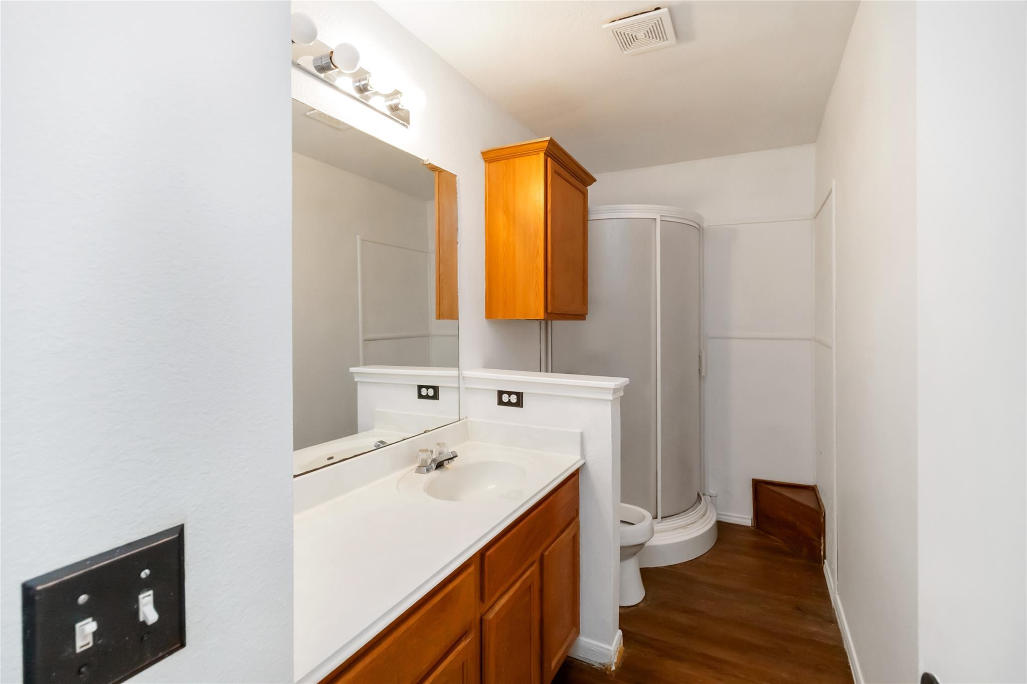 210 Briarstone Dr, Buda, TX 78610