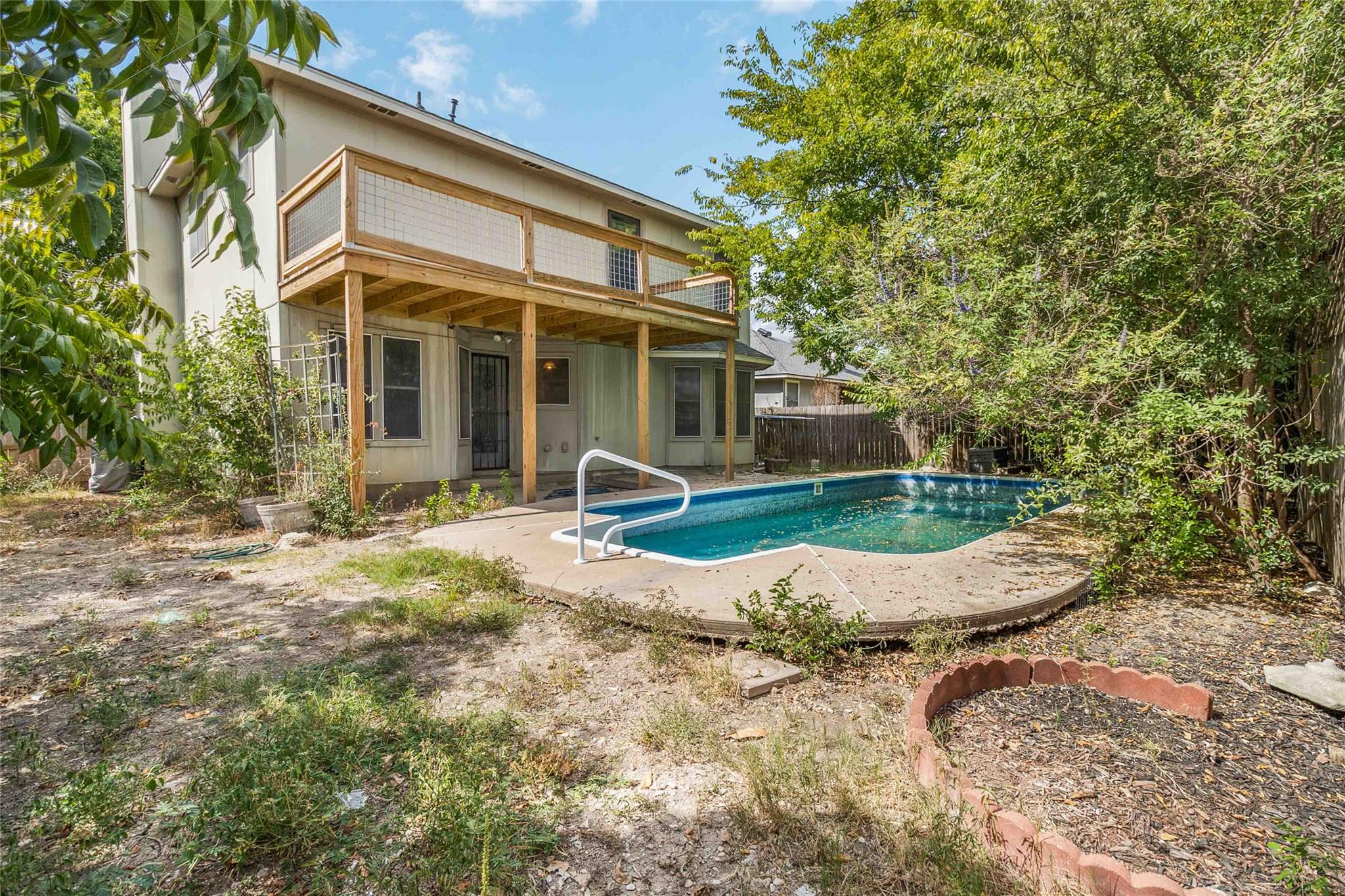 210 Briarstone Dr, Buda, TX 78610