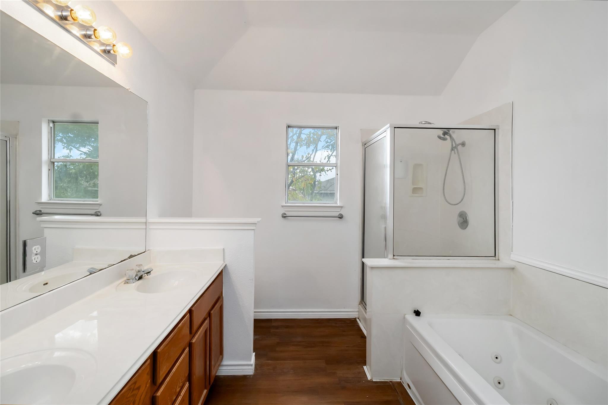 210 Briarstone Dr, Buda, TX 78610