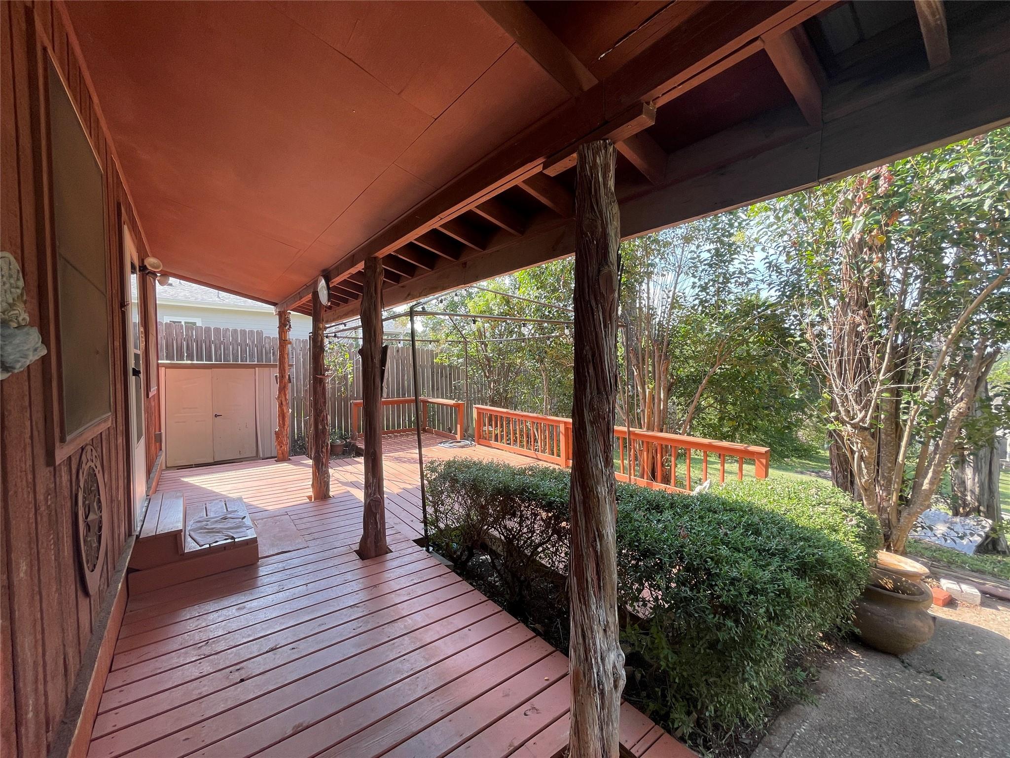 17303 E Darleen Dr, Leander, TX 78641