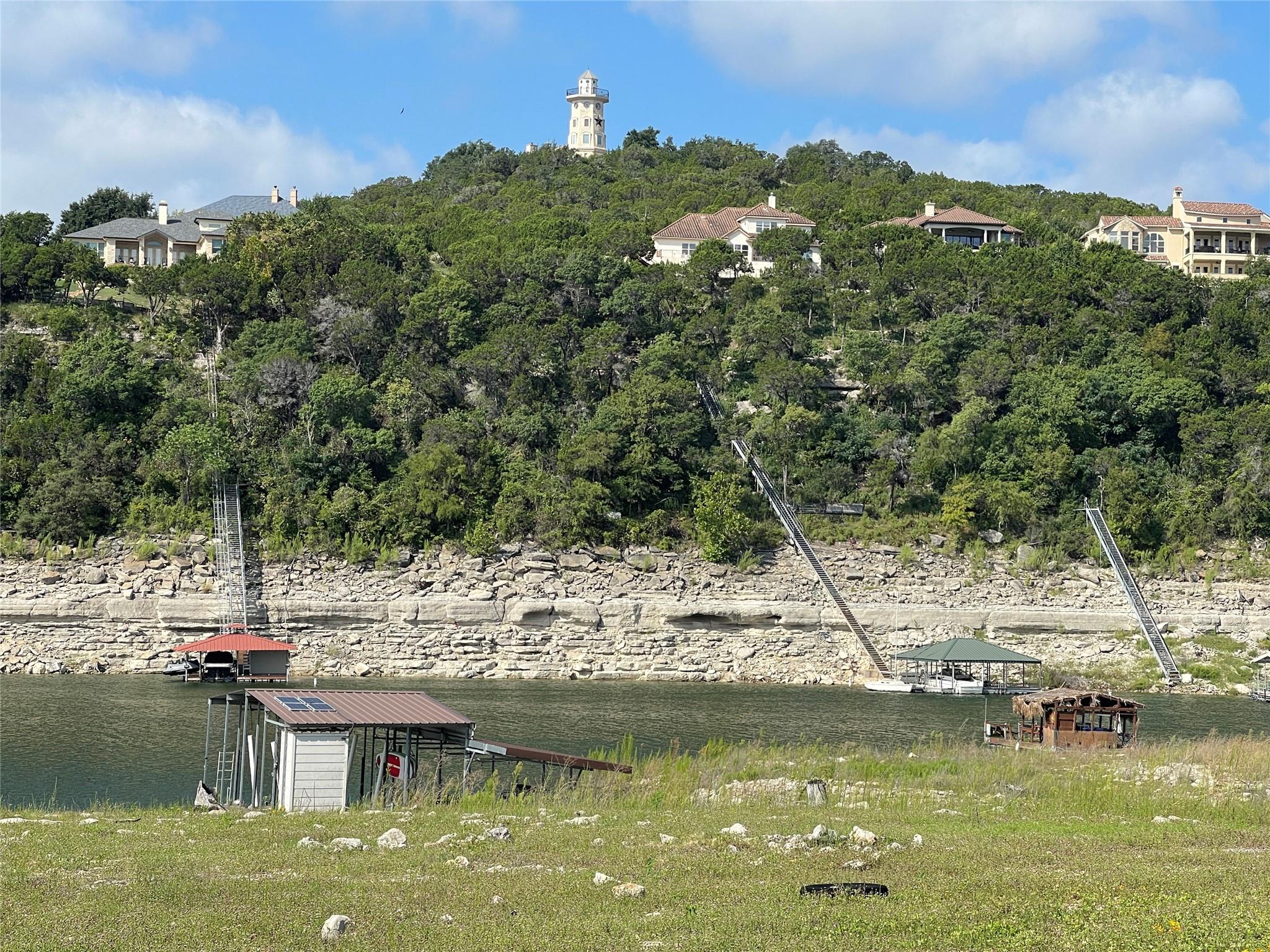 17303 E Darleen Dr, Leander, TX 78641