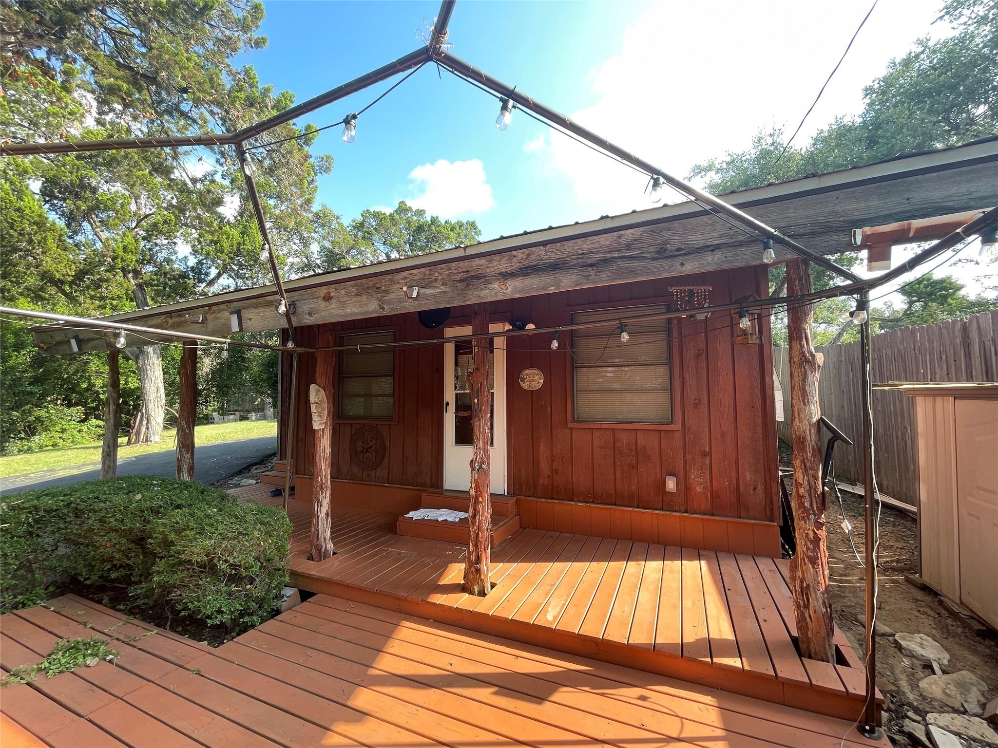 17303 E Darleen Dr, Leander, TX 78641