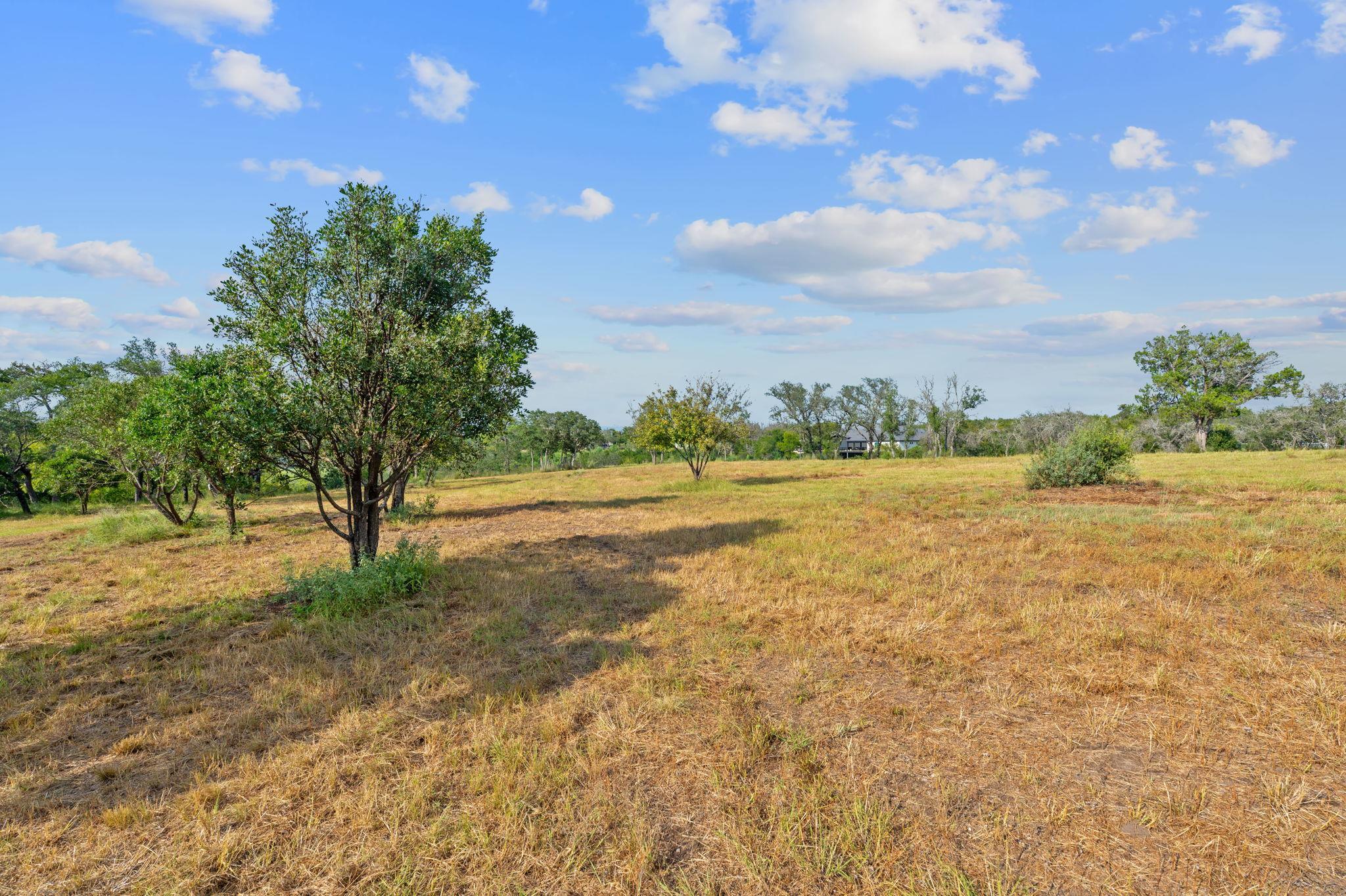 100 & 200 Contrails Way, Spicewood, TX 78669