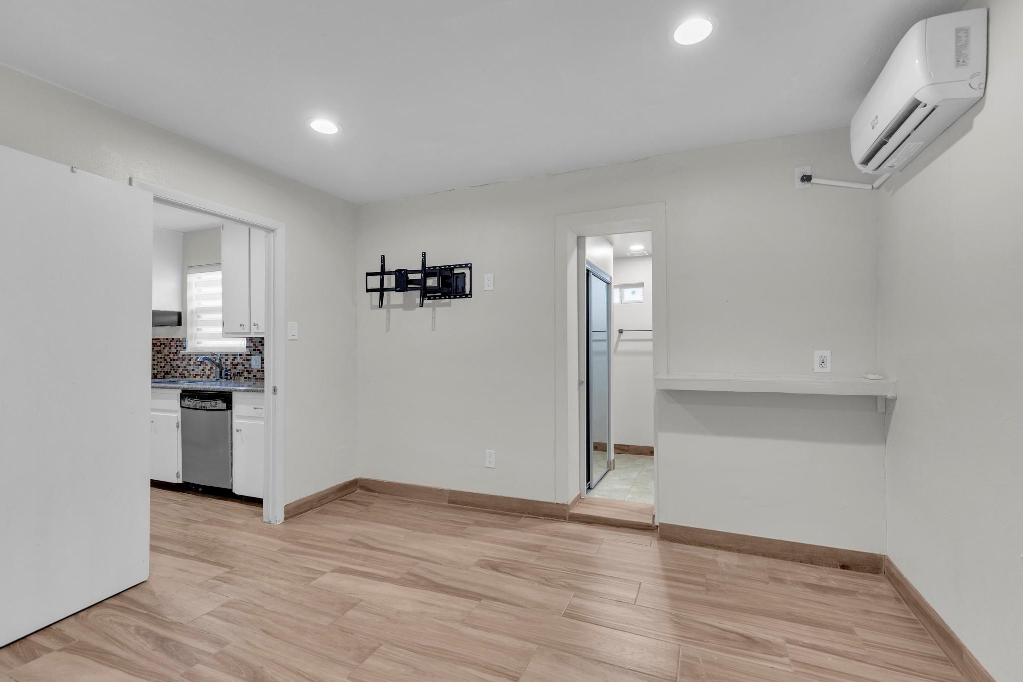 1311 Dove Haven Dr, Pflugerville, TX 78660