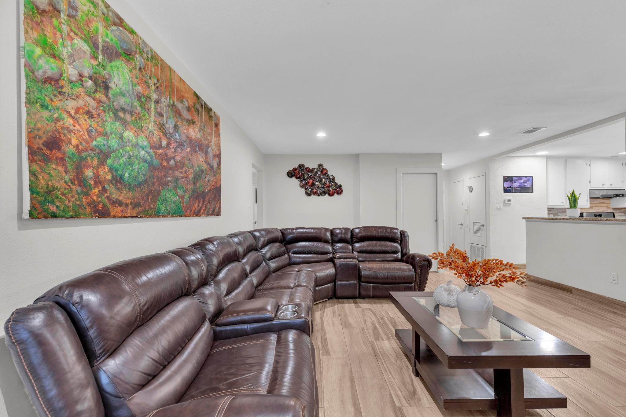 1311 Dove Haven Dr, Pflugerville, TX 78660