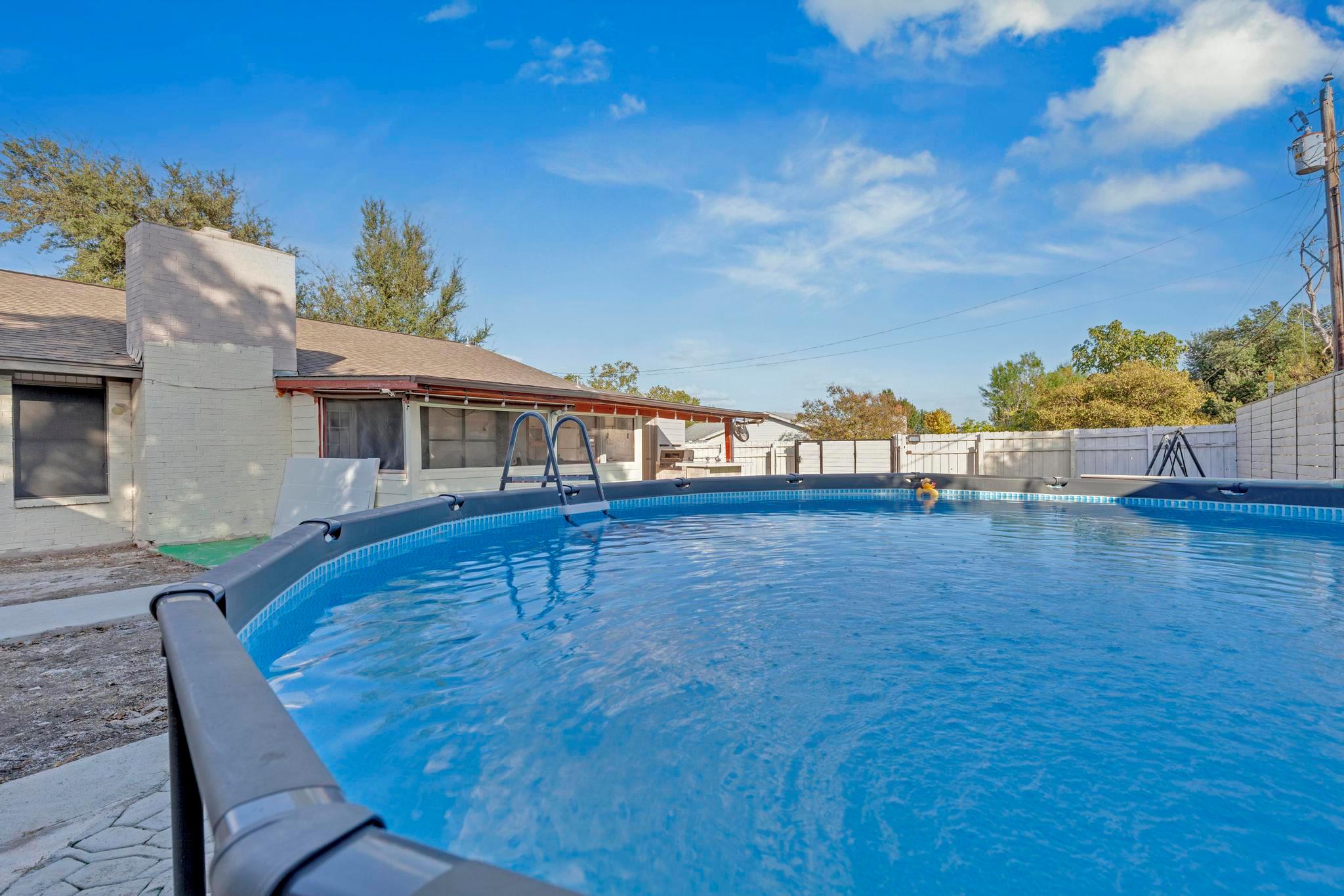 1311 Dove Haven Dr, Pflugerville, TX 78660