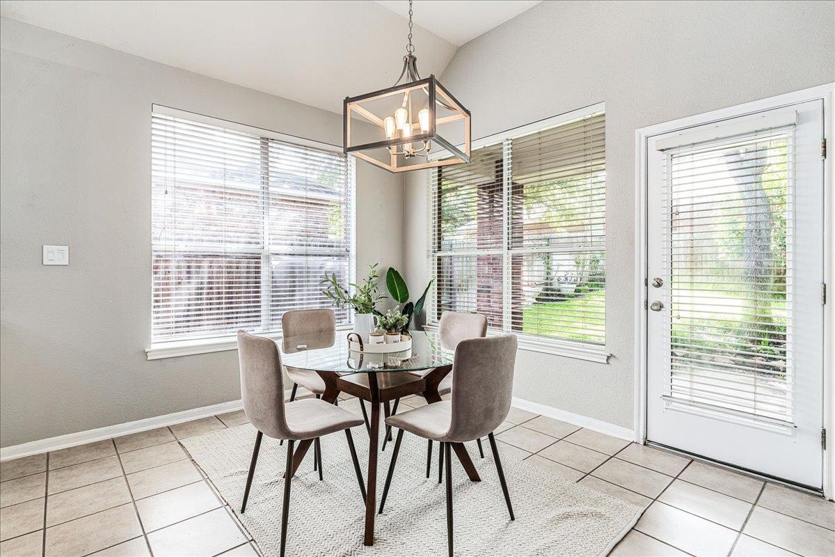 3317 Burks Ln, Austin, TX 78732