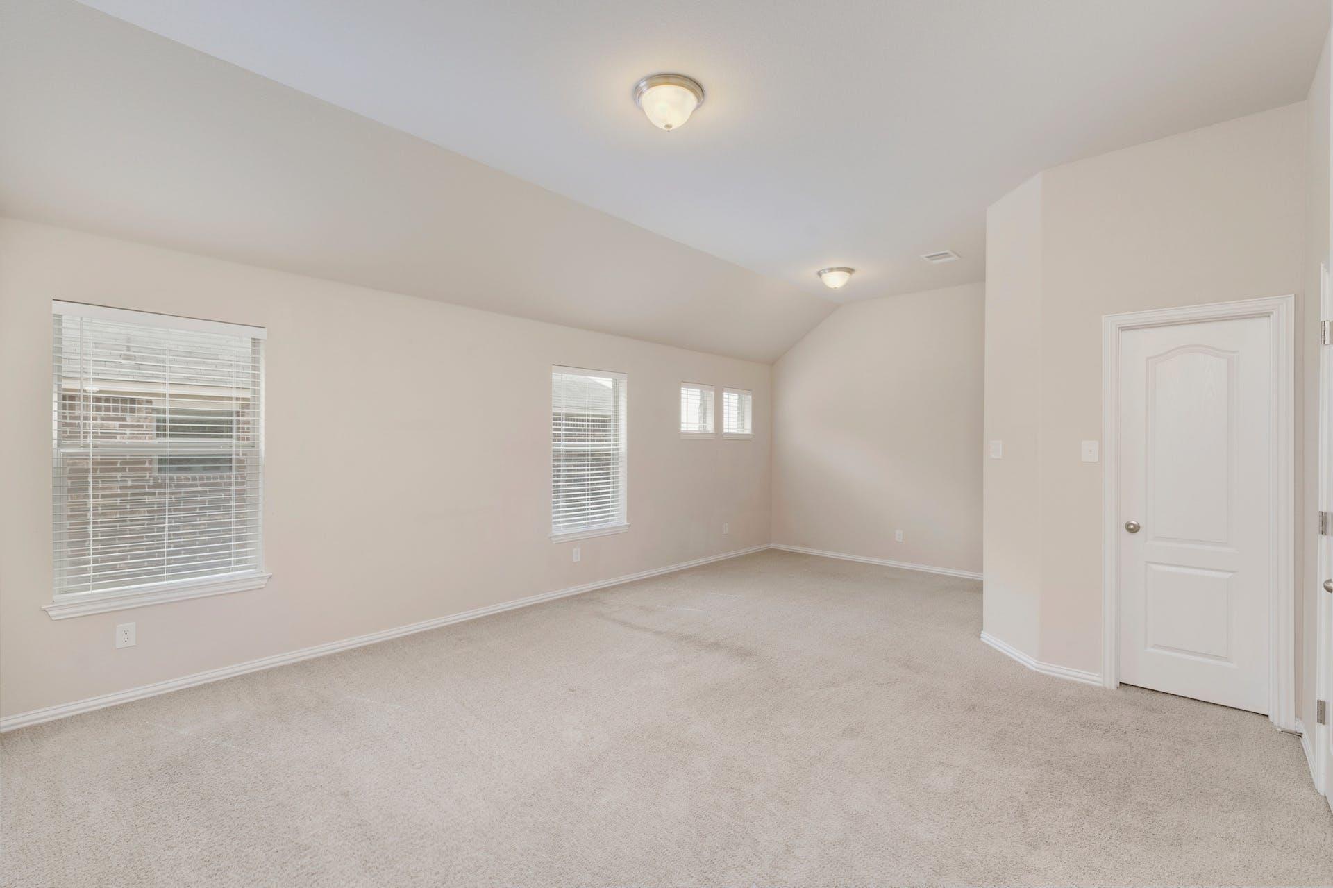 753 Hot Springs Vly, Buda, TX 78610