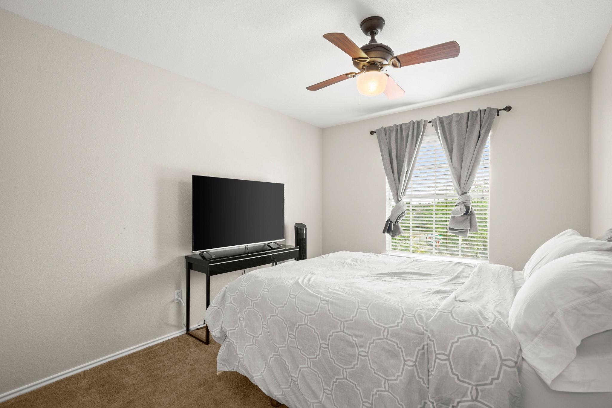 216 Sweet Leaf Ln, Pflugerville, TX 78660