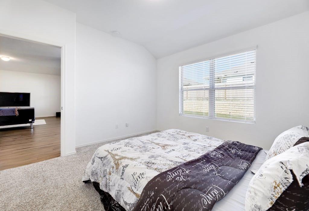 21416 Bird Wing Dr, Pflugerville, TX 78660