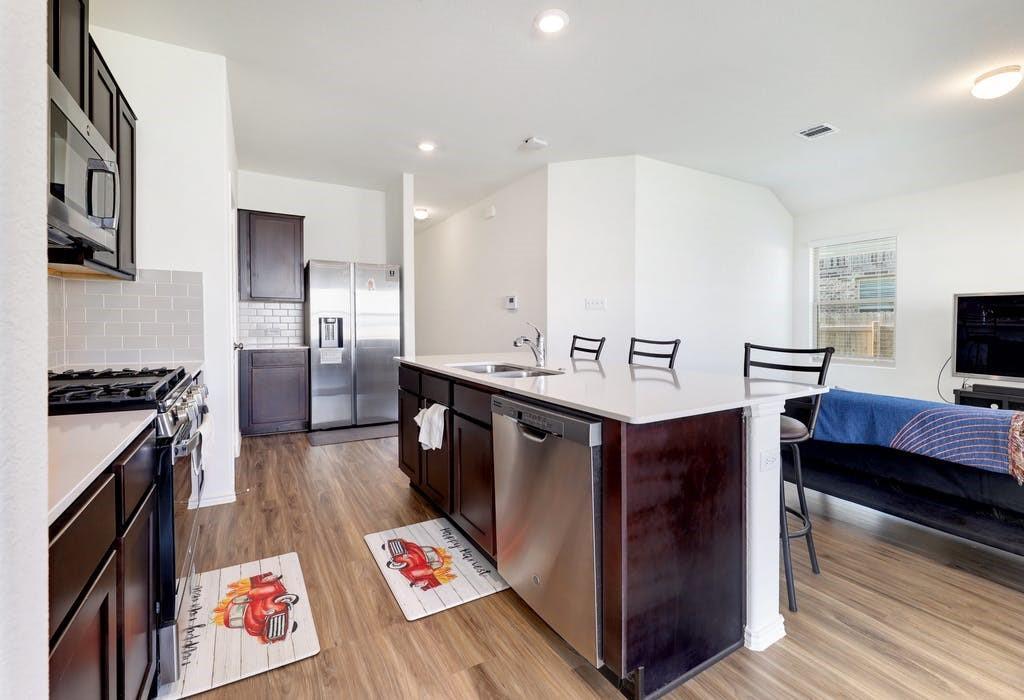 21416 Bird Wing Dr, Pflugerville, TX 78660