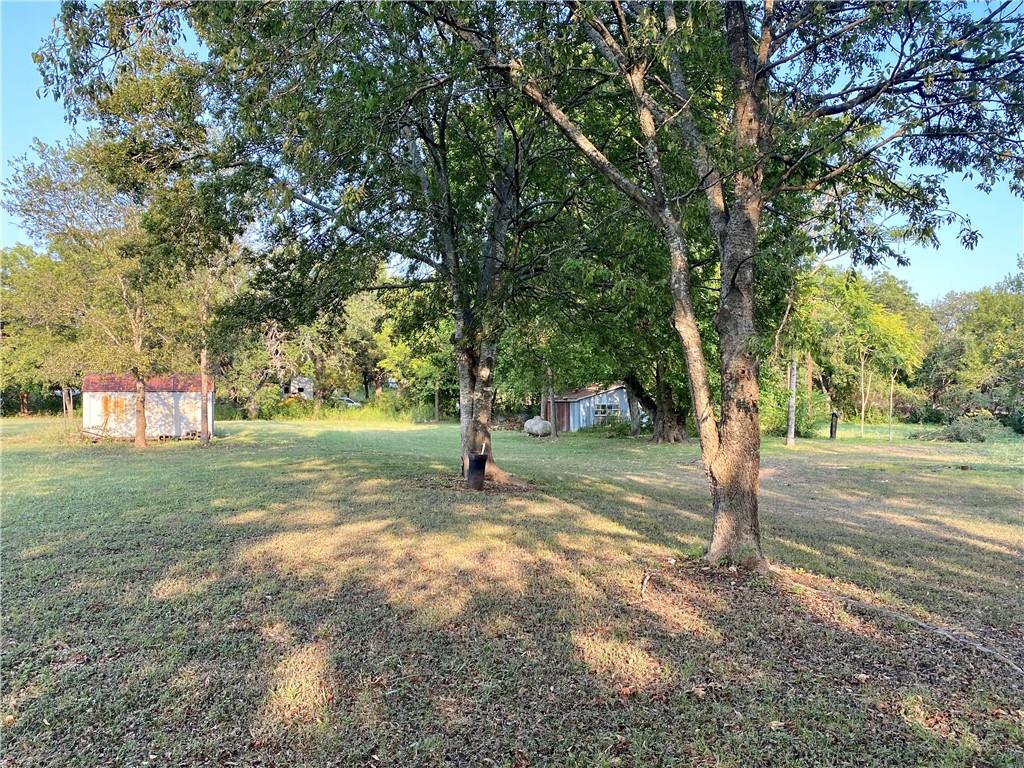 700 Main St, Liberty Hill, TX 78642