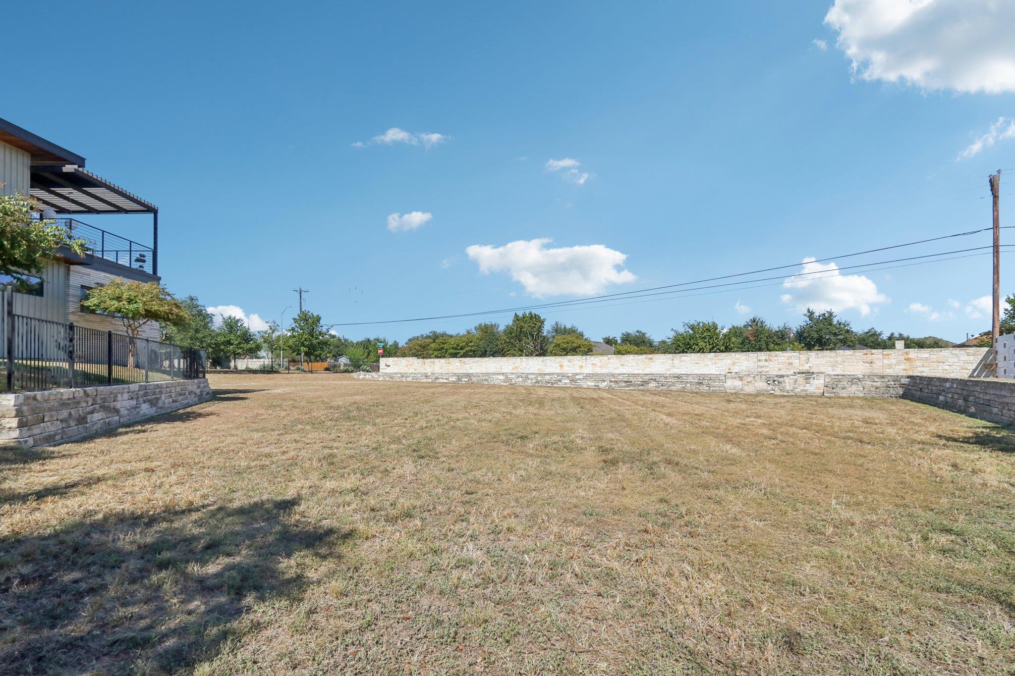 488 Starlight Village Loop # 2, Leander, TX 78641