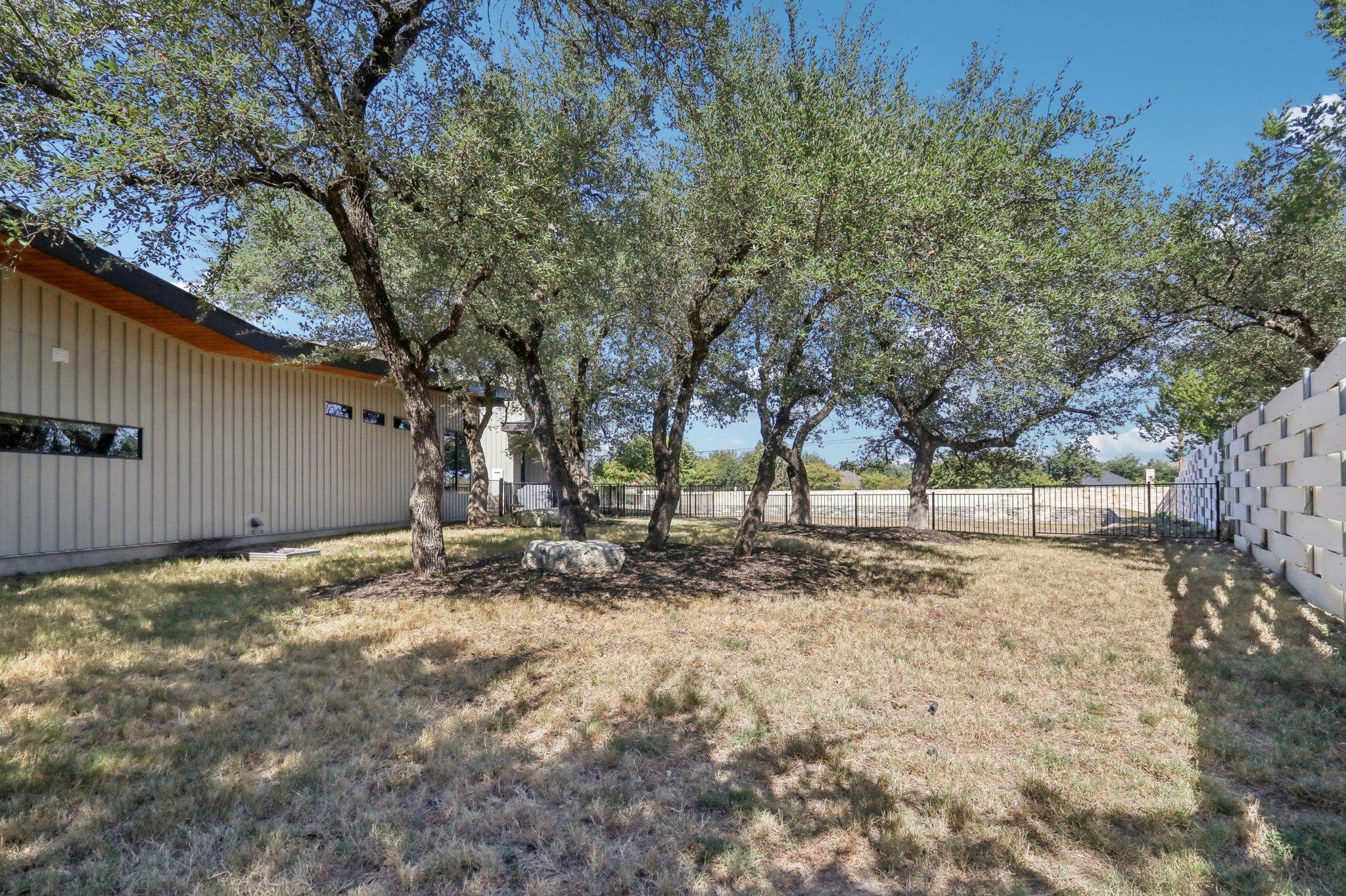 488 Starlight Village Loop # 2, Leander, TX 78641
