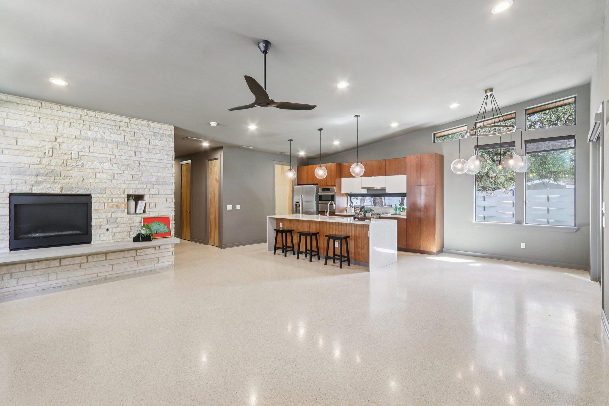 488 Starlight Village Loop # 2, Leander, TX 78641