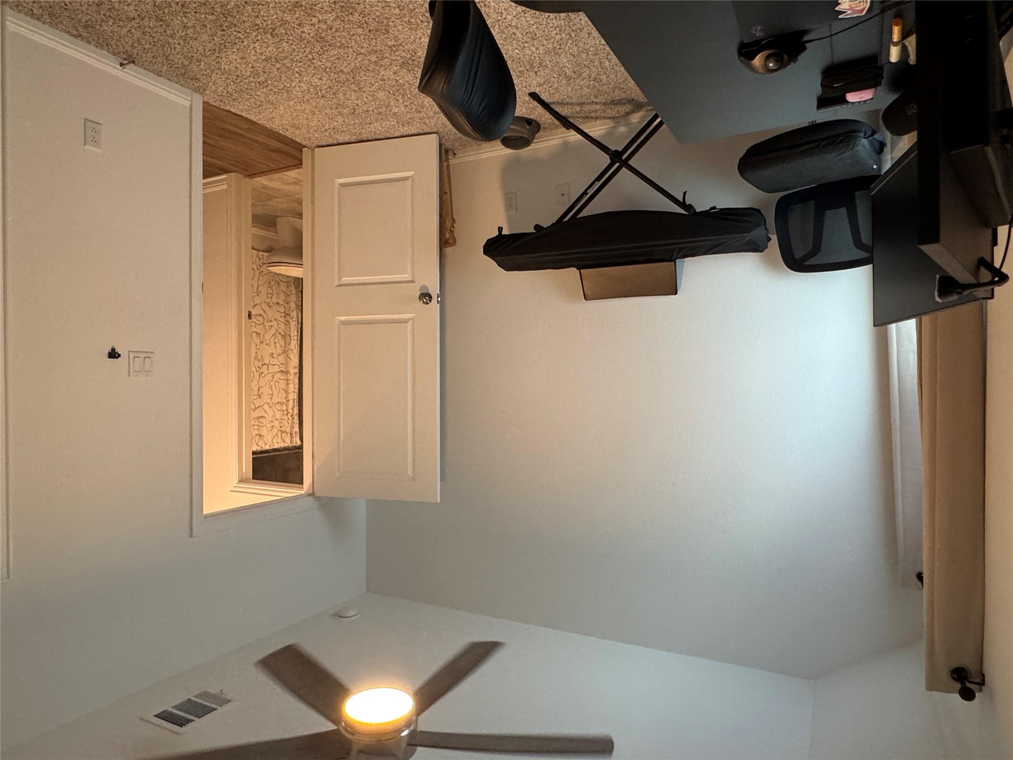 2005 Long Shadow Ln, Georgetown, TX 78628