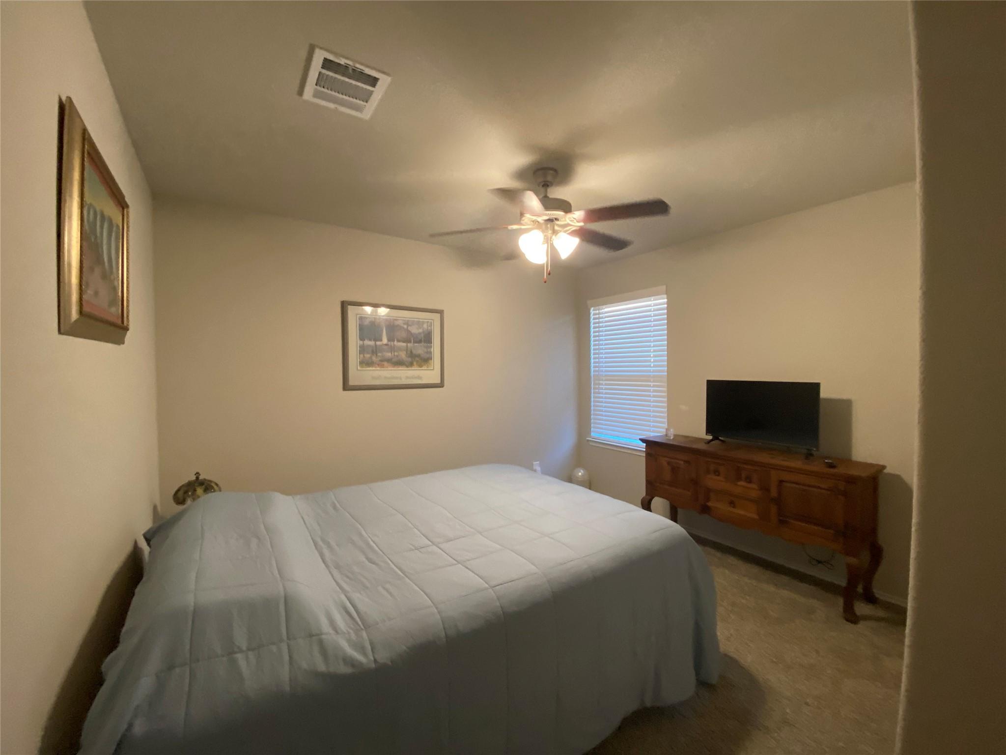 3935 Country Club Dr, Baytown, TX 77521