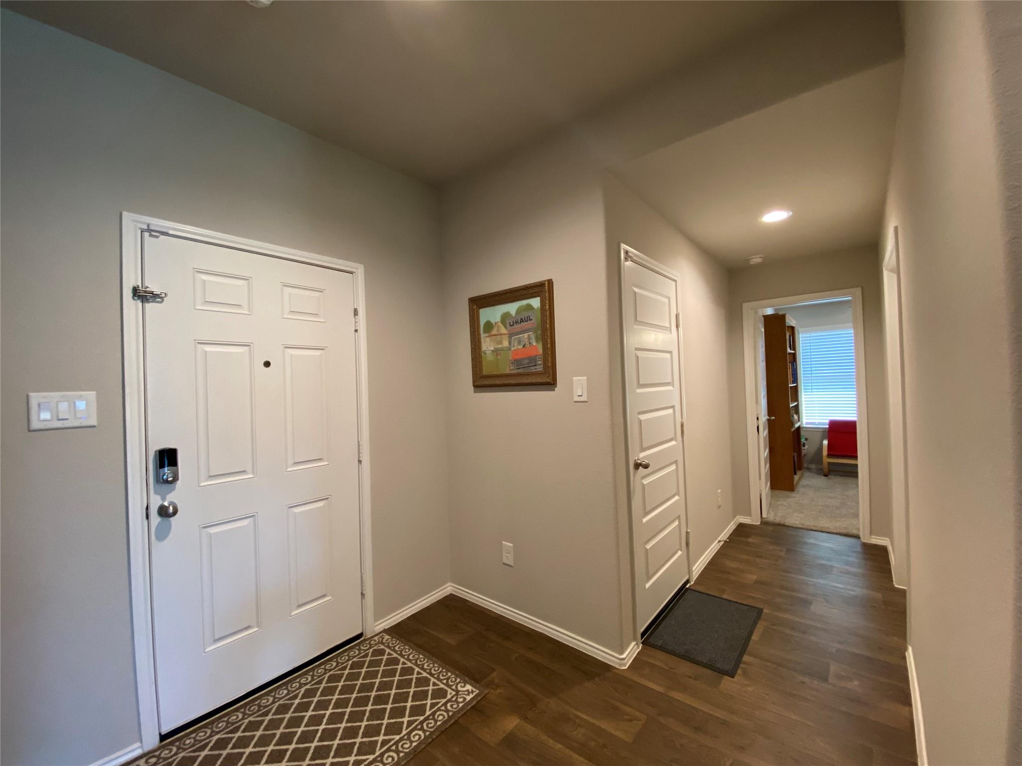 3935 Country Club Dr, Baytown, TX 77521