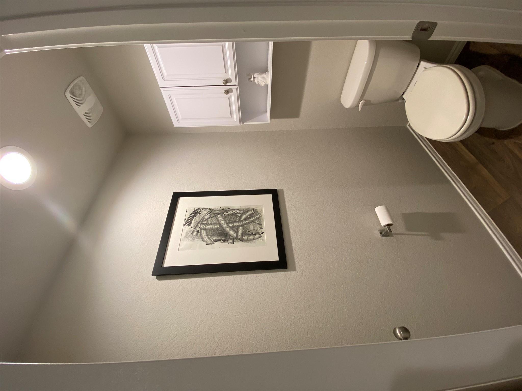 3935 Country Club Dr, Baytown, TX 77521