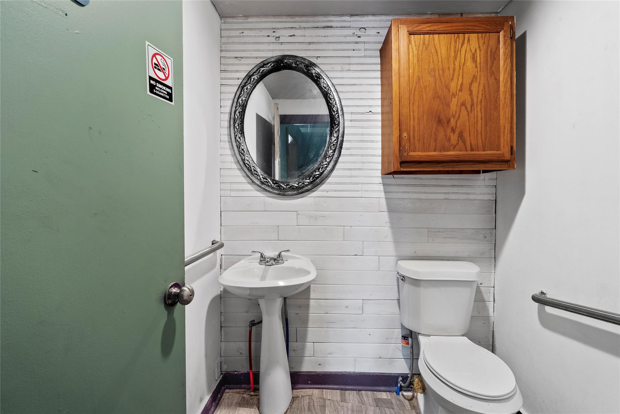 313 N Main St, Elgin, TX 78621