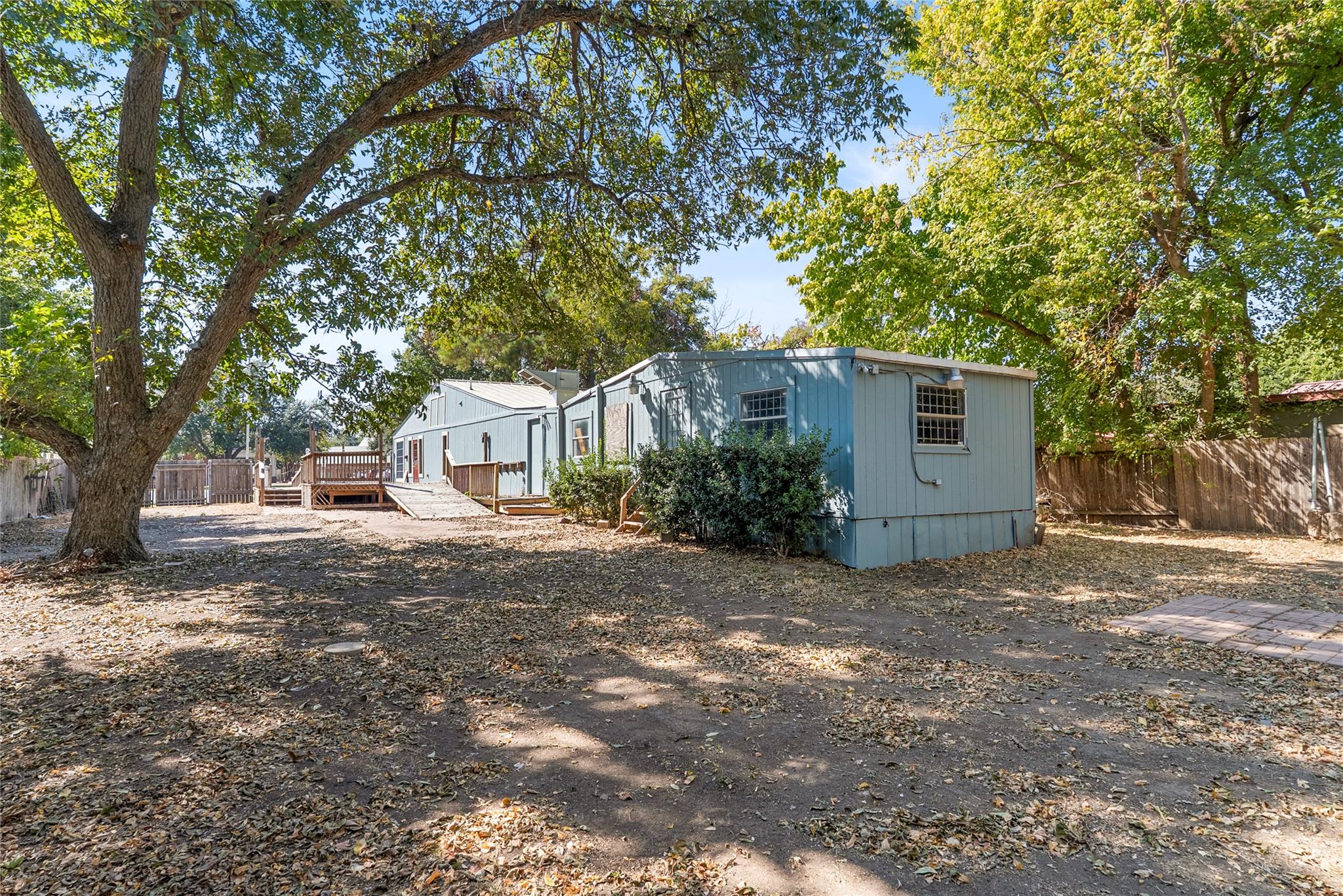 313 N Main St, Elgin, TX 78621