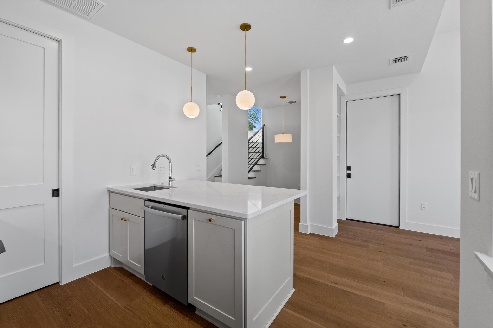 4525 S 3rd St, Austin, TX 78745