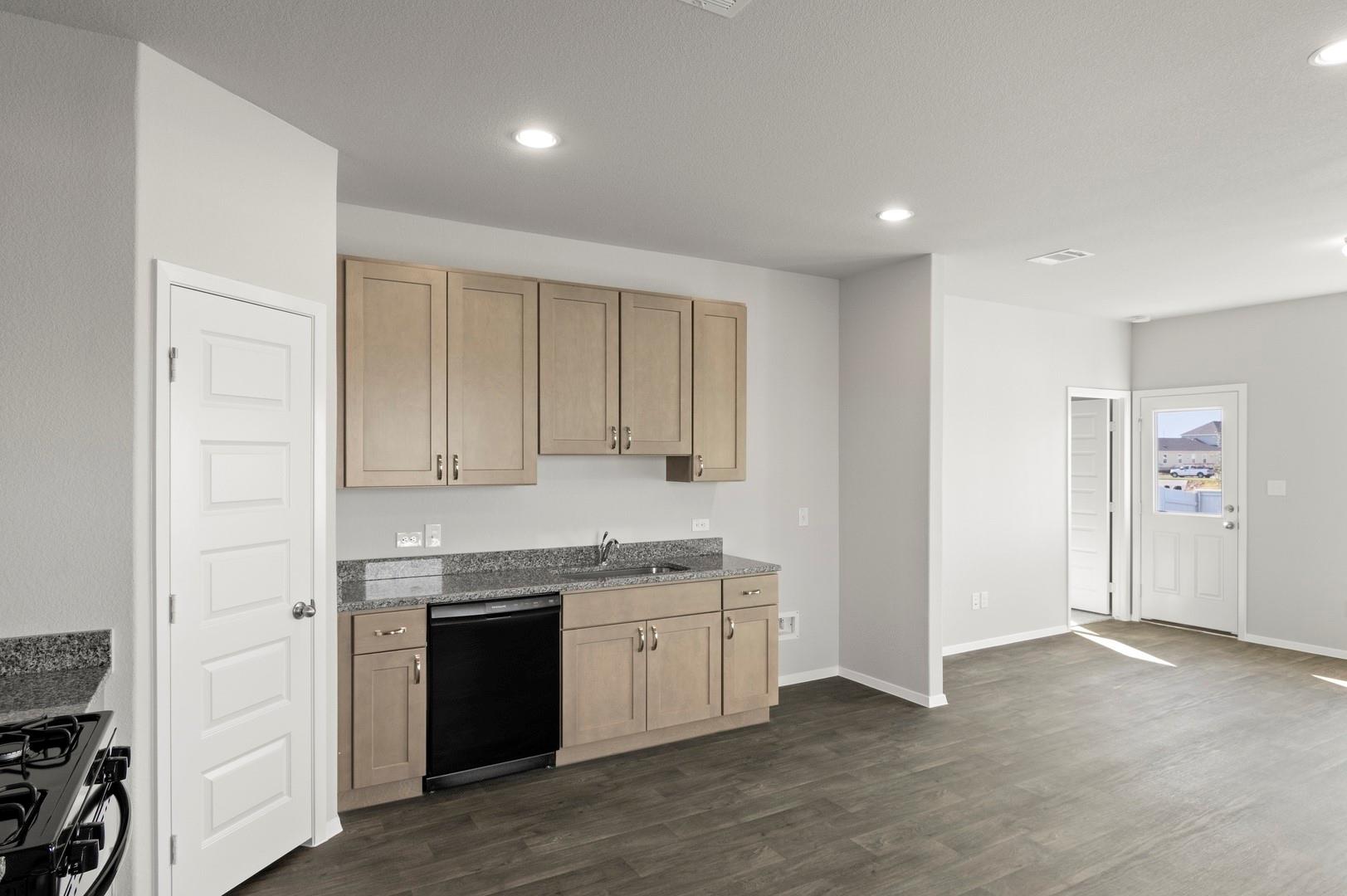 100 Daylily Dr, Elgin, TX 78621