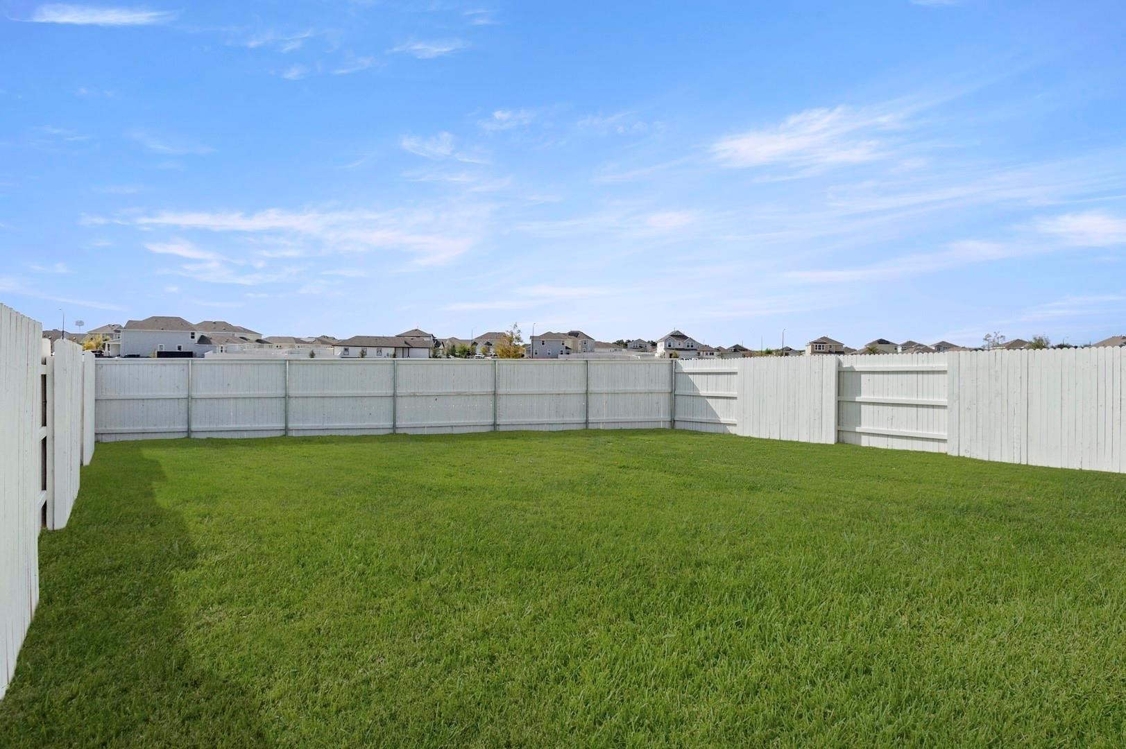 126 Daylily Dr, Elgin, TX 78621