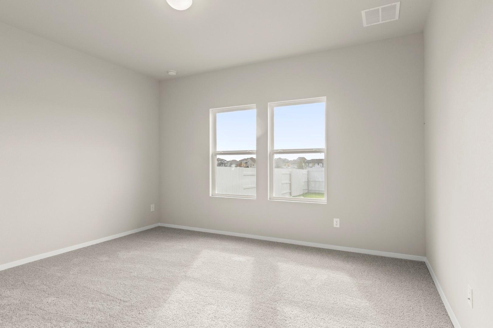 126 Daylily Dr, Elgin, TX 78621