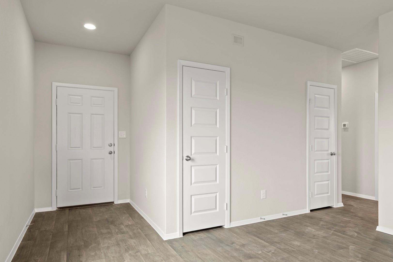 126 Daylily Dr, Elgin, TX 78621