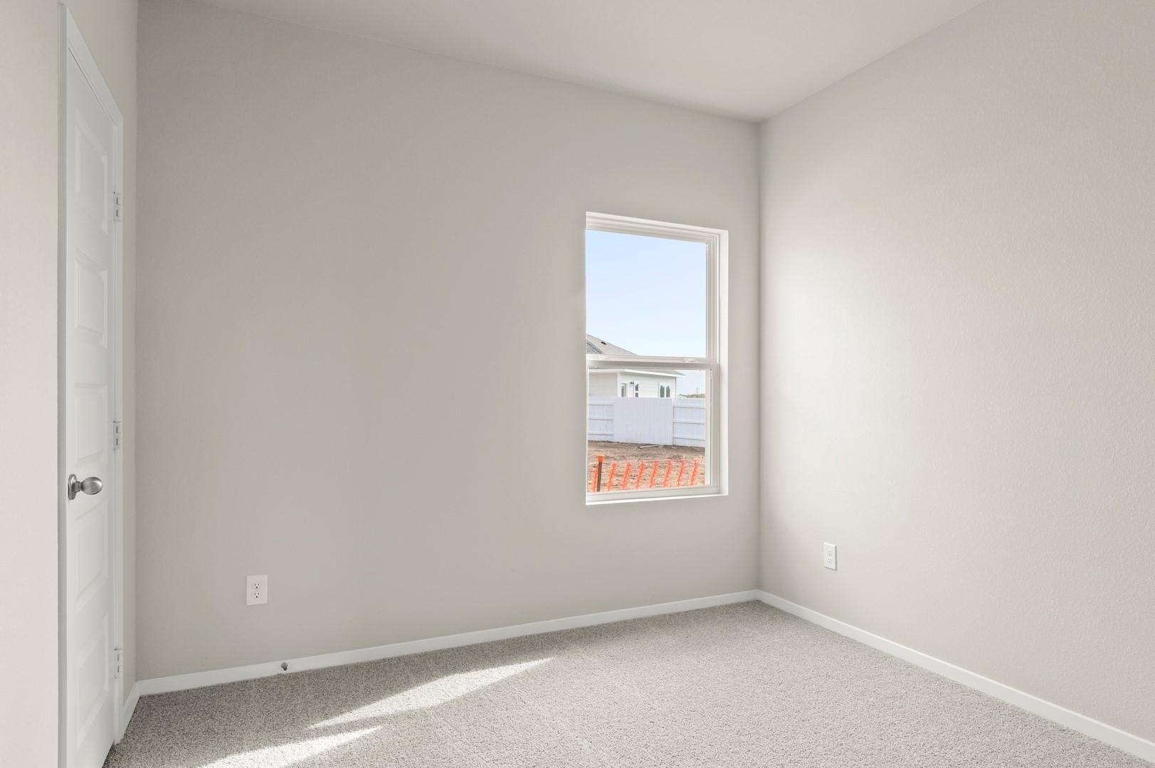 126 Daylily Dr, Elgin, TX 78621