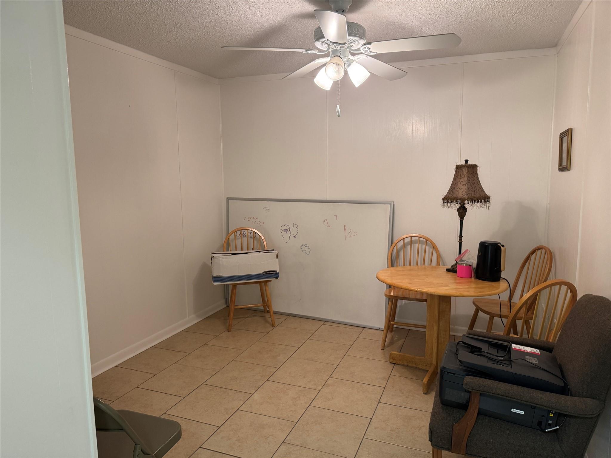 2202 - 2204 N Us Highway 281 Highway N, Marble Falls, TX 78654