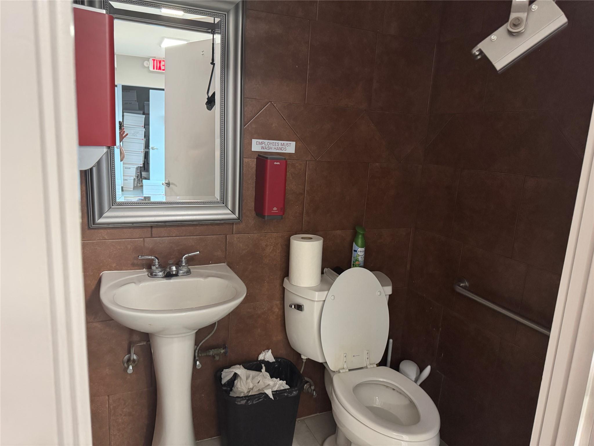 2202 - 2204 N Us Highway 281 Highway N, Marble Falls, TX 78654