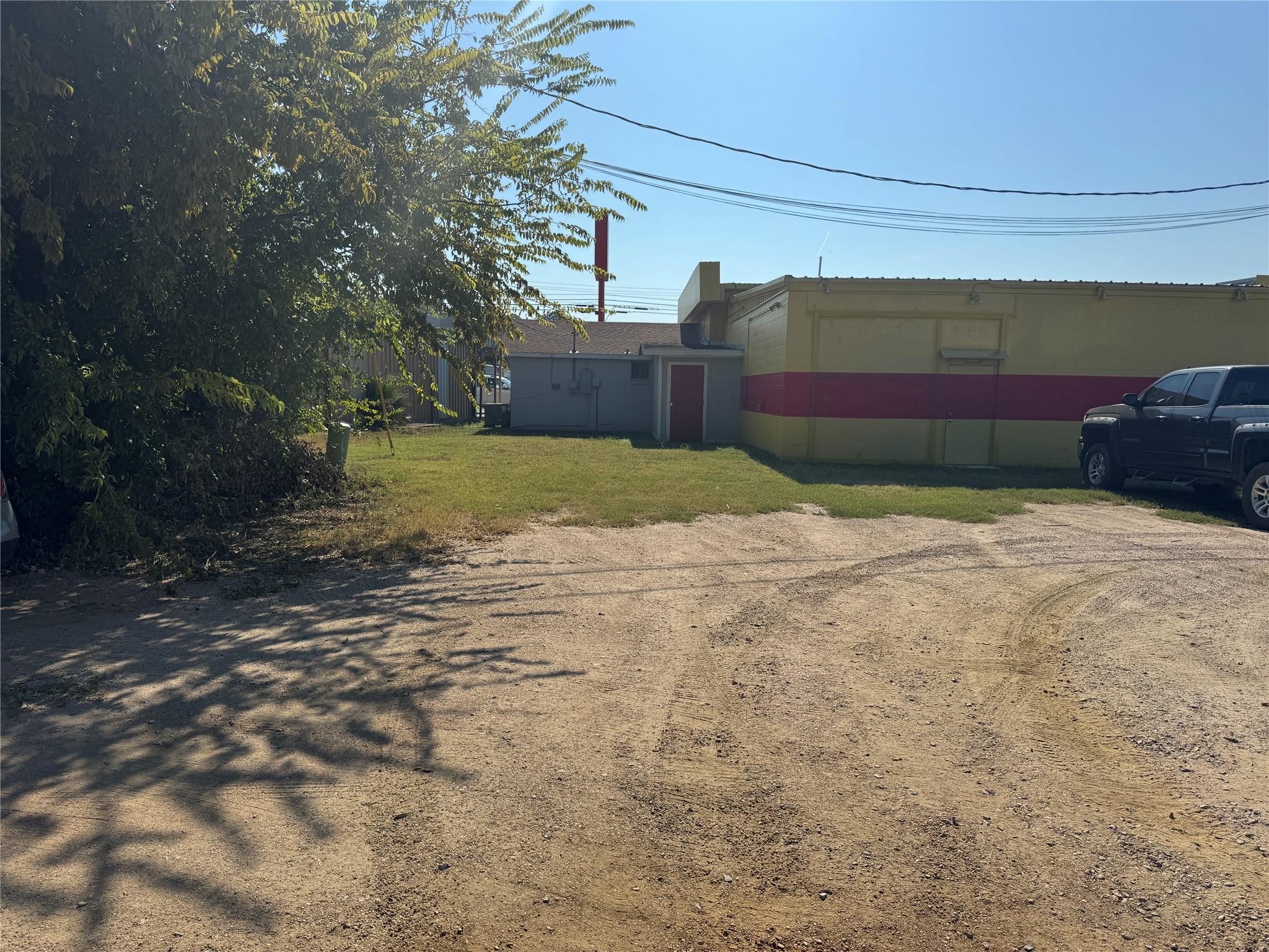 2202 - 2204 N Us Highway 281 Highway N, Marble Falls, TX 78654