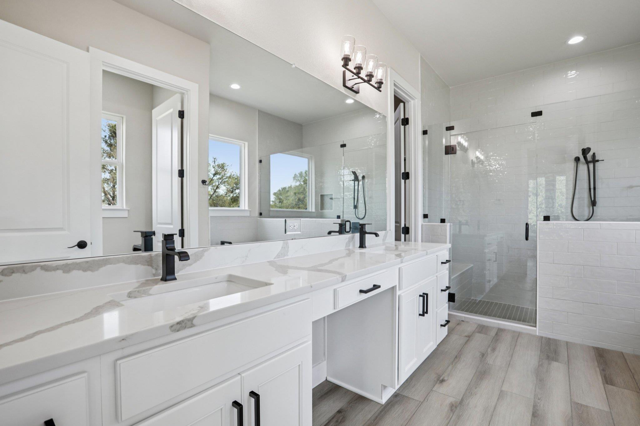 320 Yellow Ribbon Trl, Burnet, TX 78611