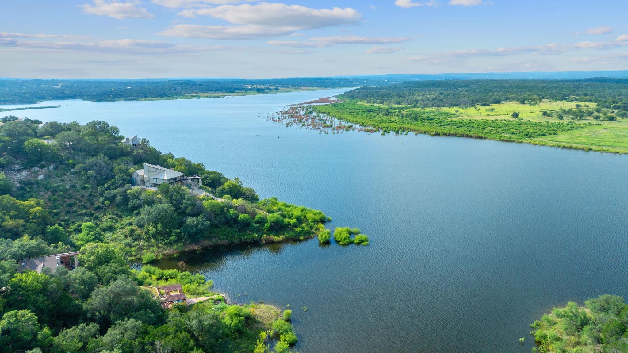 200 Contrails Way, Spicewood, TX 78669