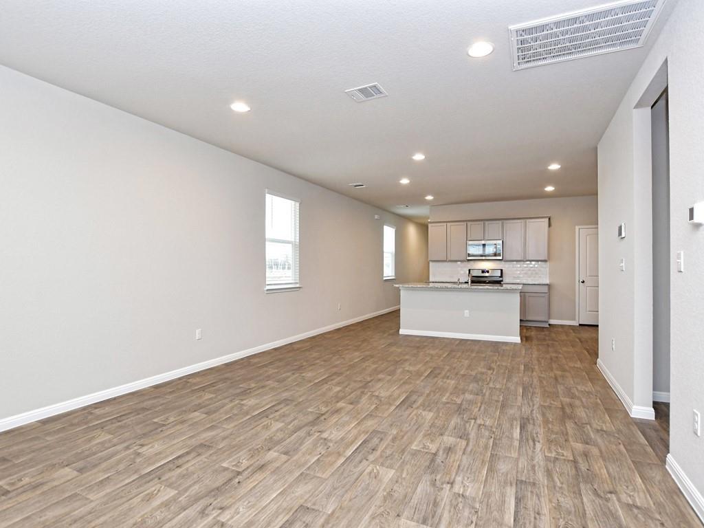 610 Roaring Fork Ln, Bastrop, TX 78602