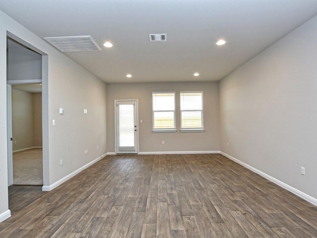 610 Roaring Fork Ln, Bastrop, TX 78602