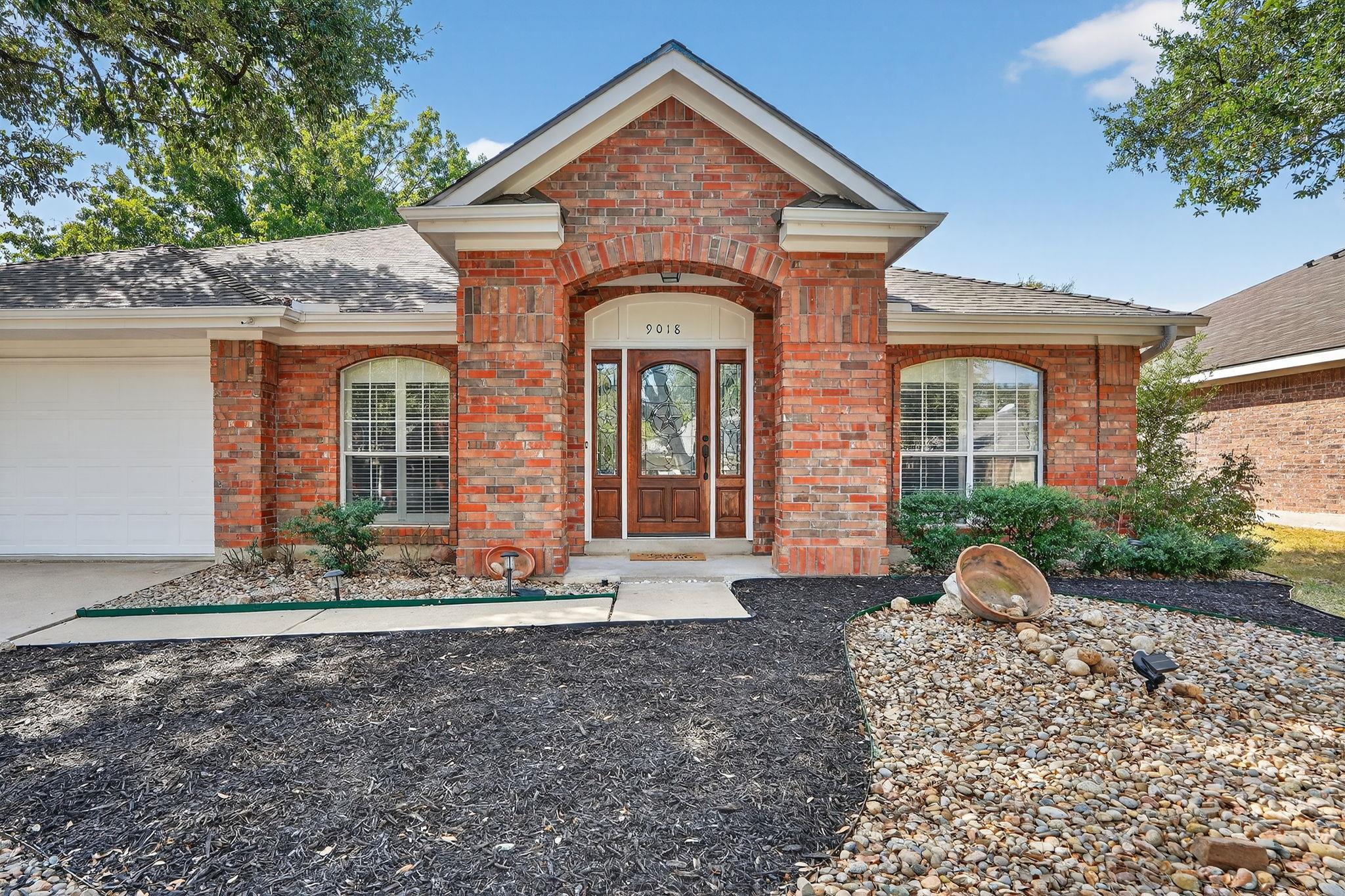 9018 Marthas Dr, Austin, TX 78717