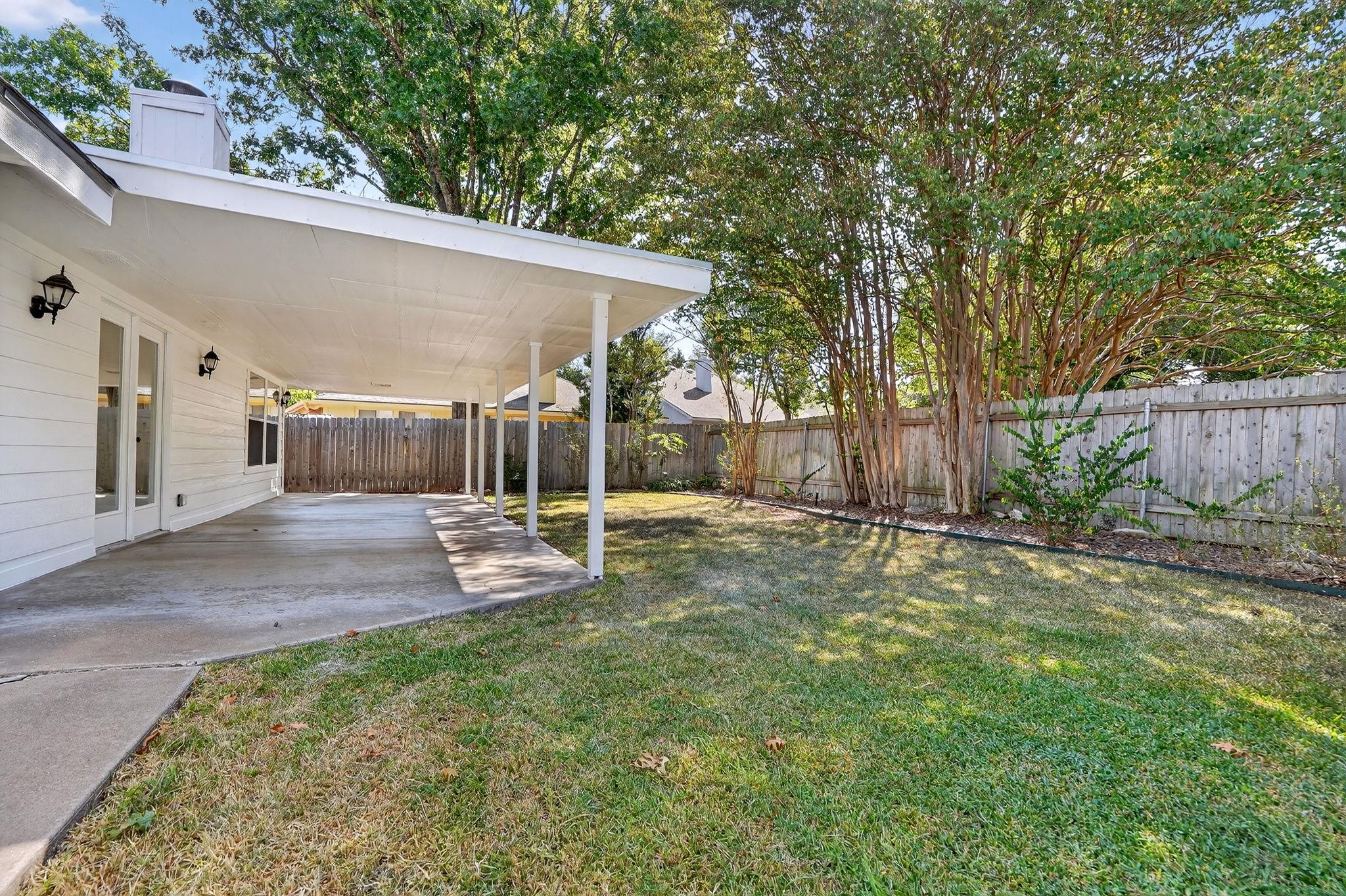 9018 Marthas Dr, Austin, TX 78717