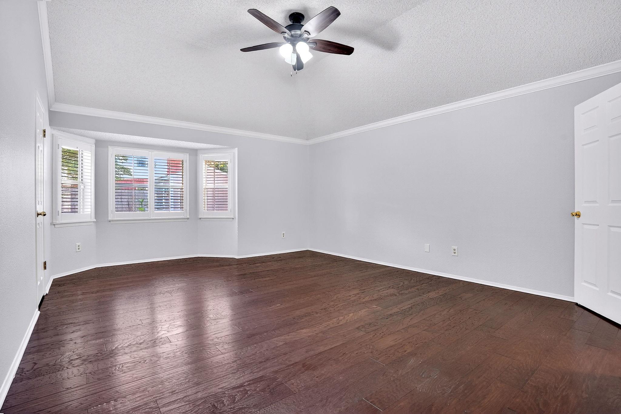 9018 Marthas Dr, Austin, TX 78717