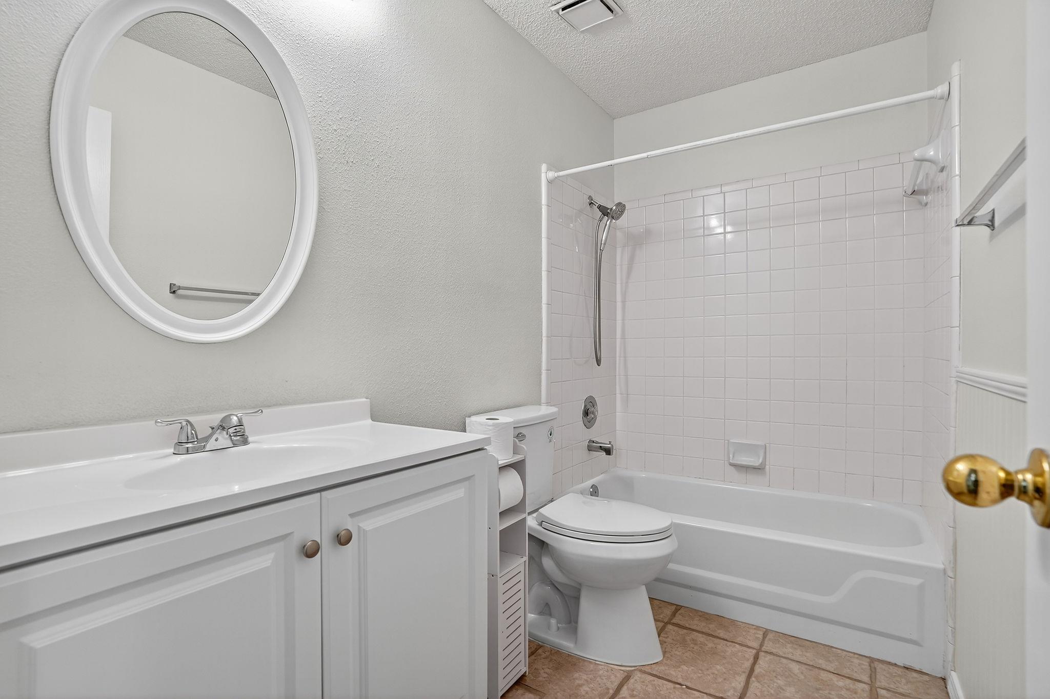 9018 Marthas Dr, Austin, TX 78717