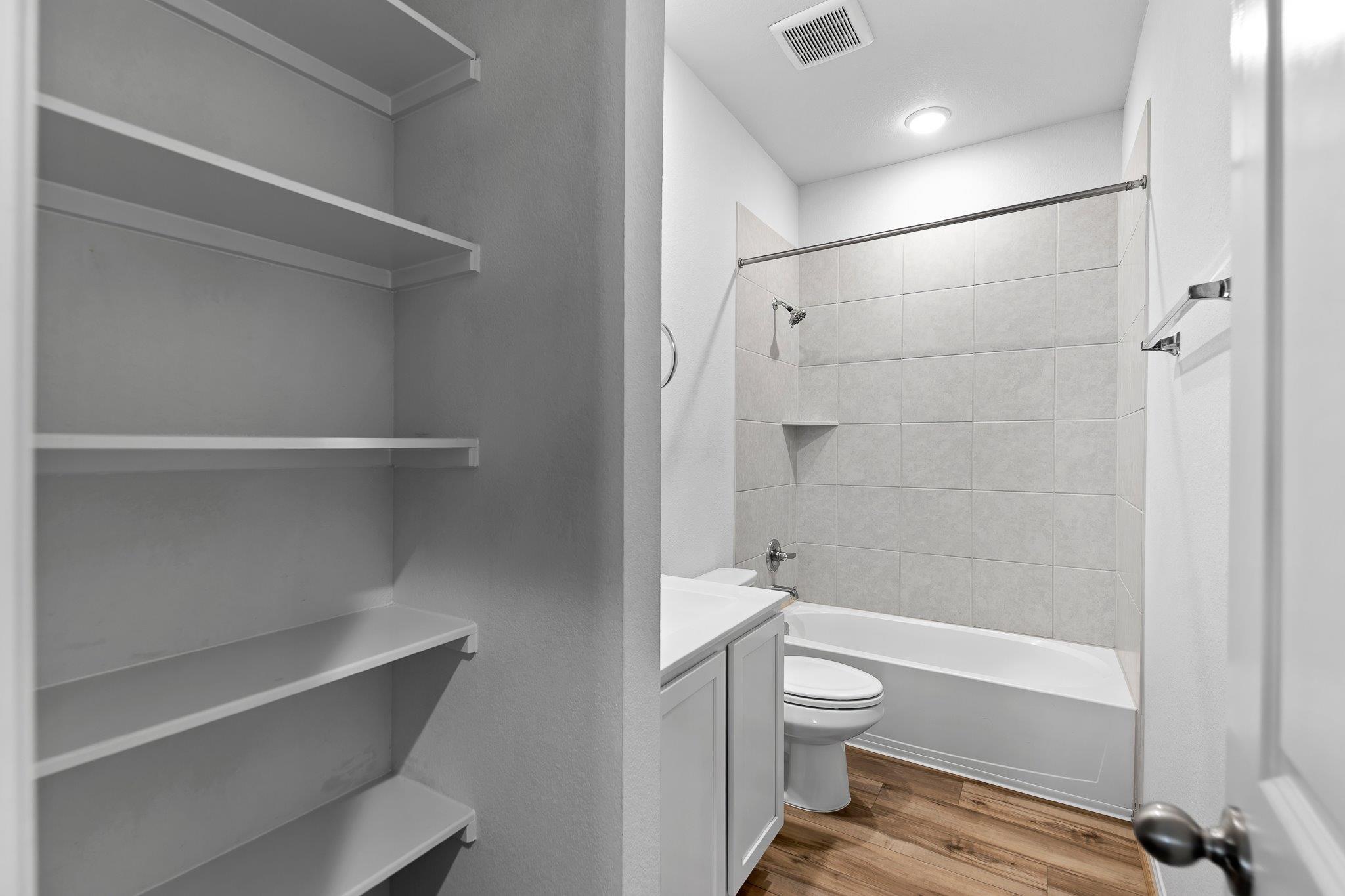 216 Blue Hibiscus Dr, Liberty Hill, TX 78642