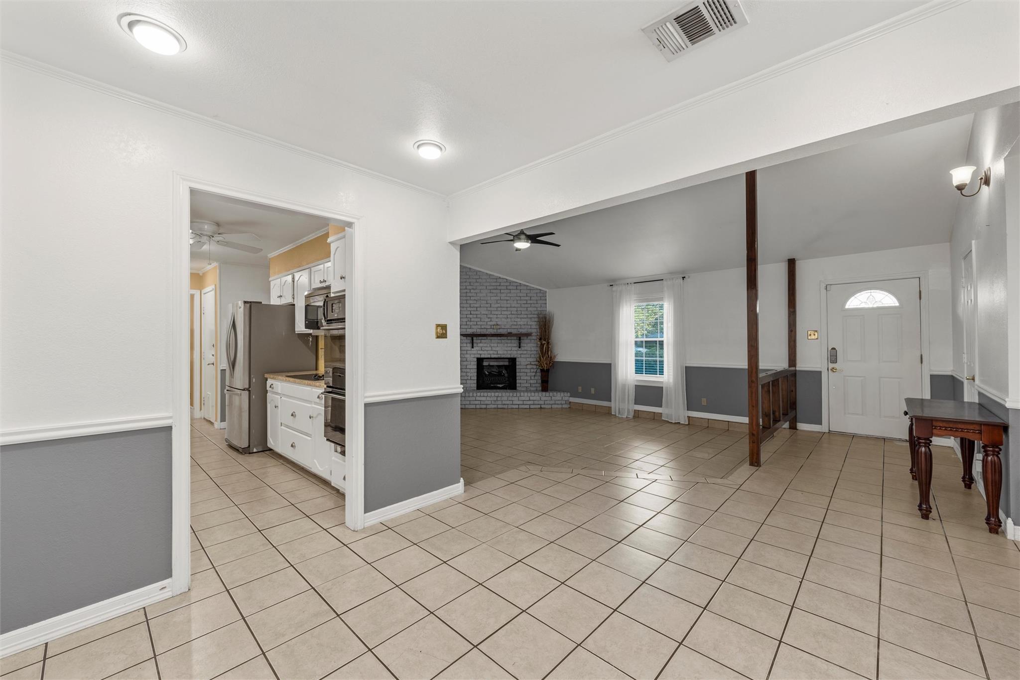 103 Spring Lake Dr, Waco, TX 76705