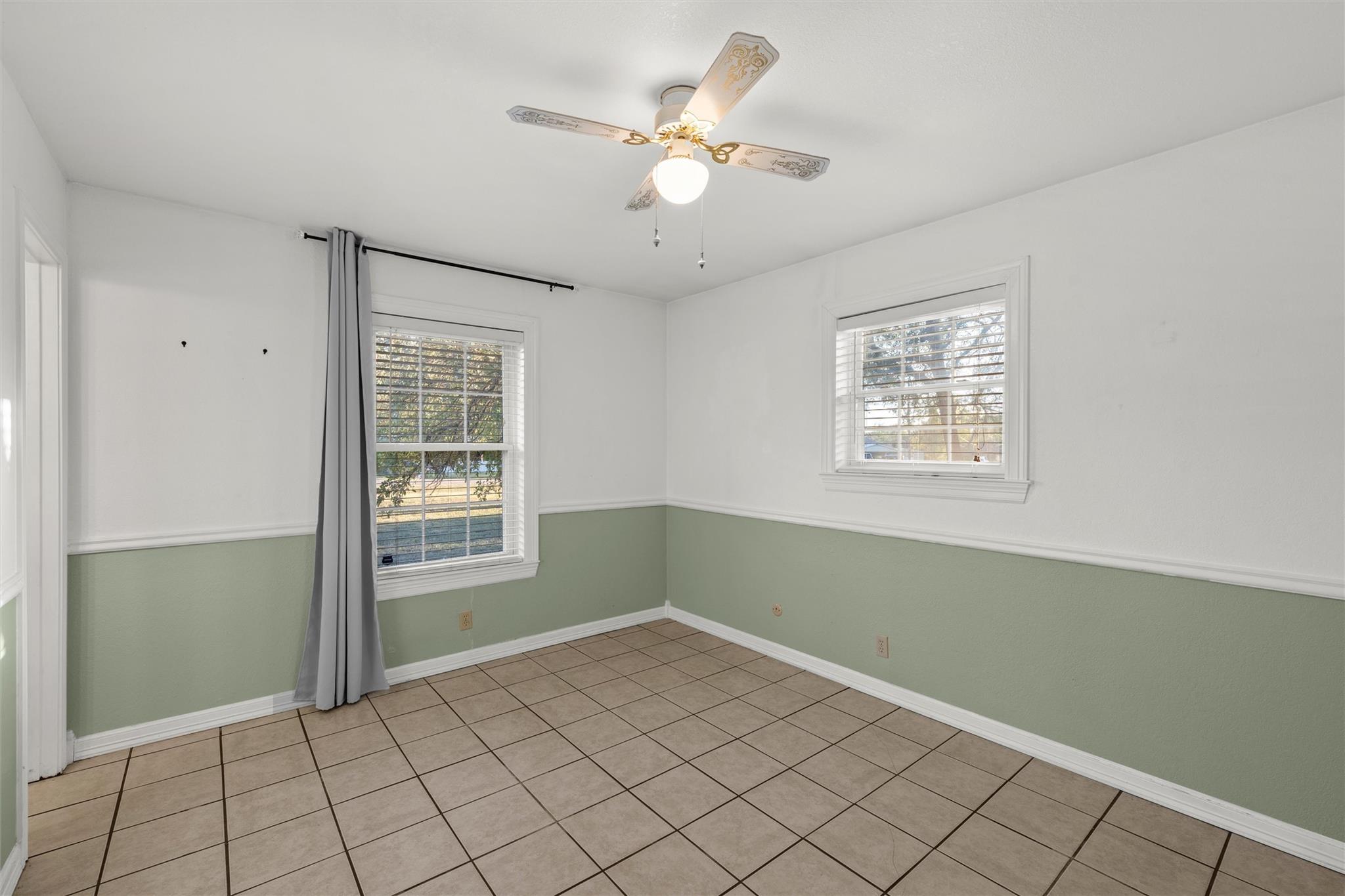 103 Spring Lake Dr, Waco, TX 76705